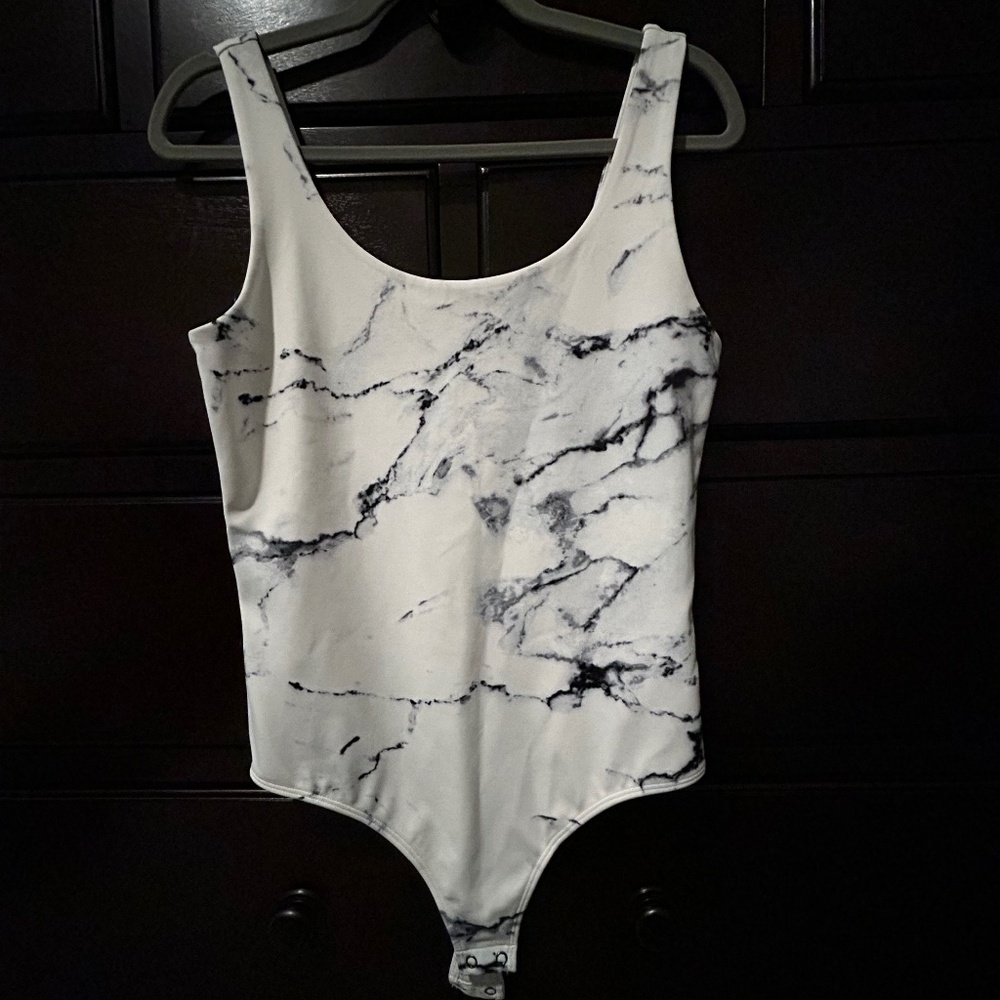 Express body con bodysuit